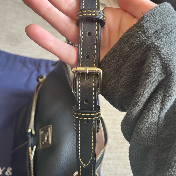 Dooney & Bourke black leather purse - Picture 10 of 15